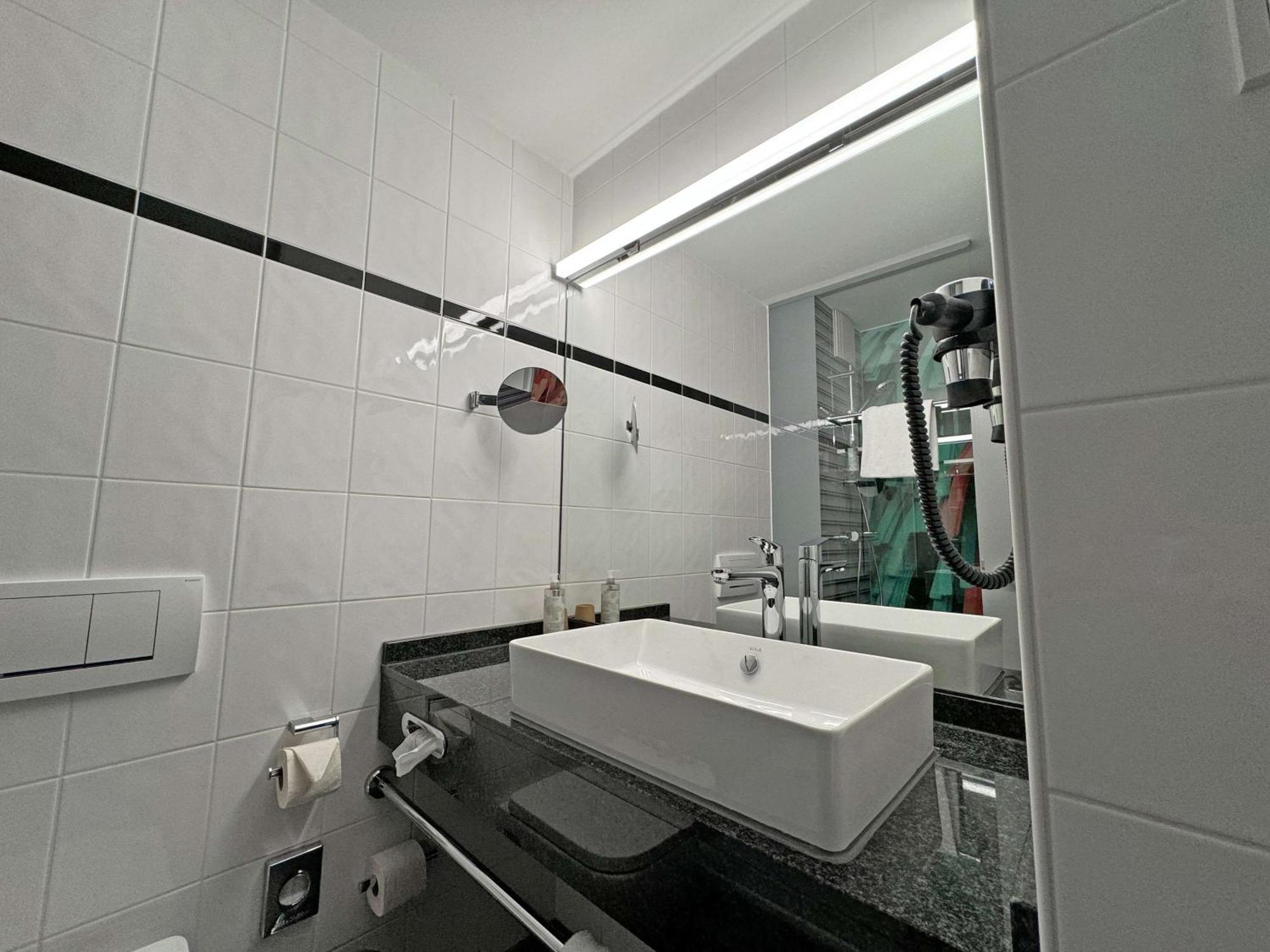 Ibis Styles Neckarsulm Ξενοδοχείο Εξωτερικό φωτογραφία